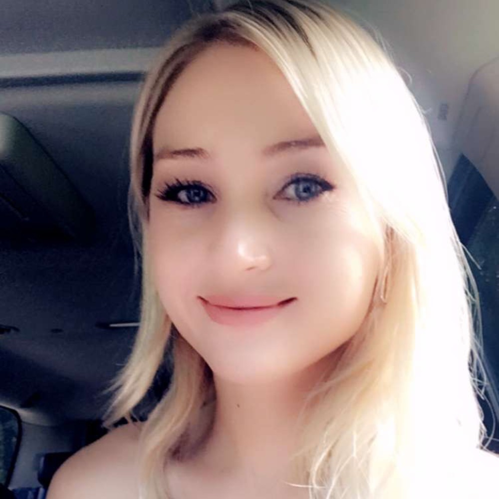 Meet your Posher, Jessica